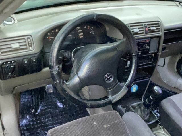 Сірий Опель Вектра, об'ємом двигуна 0 л та пробігом 1 тис. км за 1000 $, фото 4 на Automoto.ua