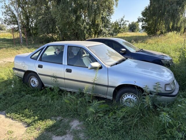 Серый Опель Вектра, объемом двигателя 2 л и пробегом 3 тыс. км за 1500 $, фото 2 на Automoto.ua