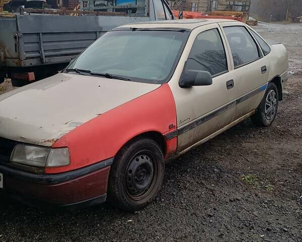 Сірий Опель Вектра, об'ємом двигуна 2 л та пробігом 368 тис. км за 1000 $, фото 3 на Automoto.ua