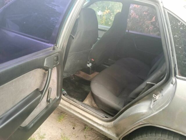 Сірий Опель Вектра, об'ємом двигуна 2 л та пробігом 355 тис. км за 1250 $, фото 4 на Automoto.ua