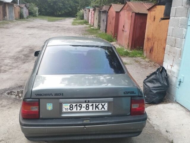 Сірий Опель Вектра, об'ємом двигуна 2 л та пробігом 230 тис. км за 1700 $, фото 3 на Automoto.ua