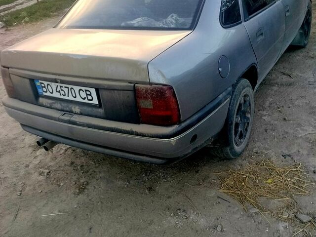 Сірий Опель Вектра, об'ємом двигуна 2 л та пробігом 0 тис. км за 1000 $, фото 2 на Automoto.ua