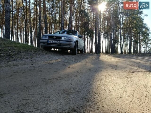 Серый Опель Вектра, объемом двигателя 1.68 л и пробегом 370 тыс. км за 1200 $, фото 9 на Automoto.ua