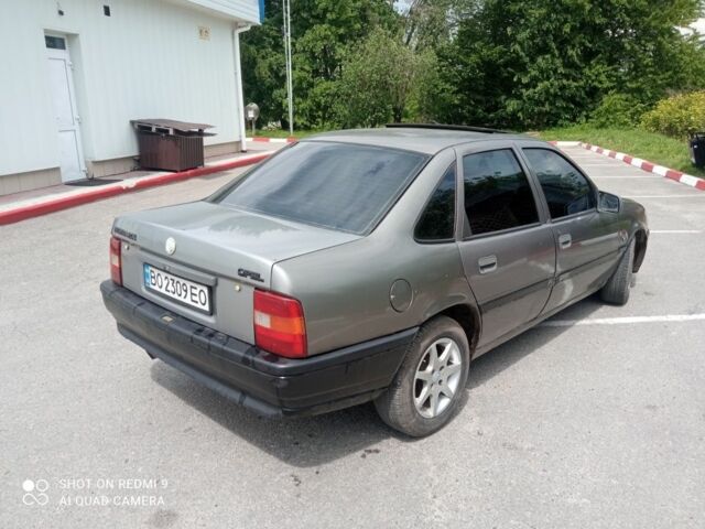 Серый Опель Вектра, объемом двигателя 2 л и пробегом 200 тыс. км за 950 $, фото 4 на Automoto.ua