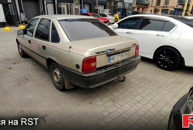 Серый Опель Вектра, объемом двигателя 2 л и пробегом 362 тыс. км за 1500 $, фото 3 на Automoto.ua