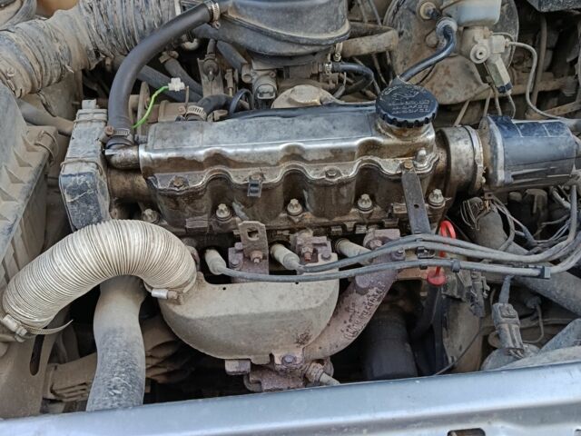 Опель Вектра 1991 у Чернівцях на Automoto.ua Сірий Опель Вектра, об'ємом двигуна 1.6 л та пробігом 330 тис. км за 775 $, фото 12 на Automoto.ua