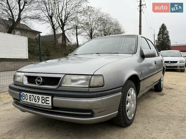 Серый Опель Вектра, объемом двигателя 1.8 л и пробегом 200 тыс. км за 1500 $, фото 4 на Automoto.ua