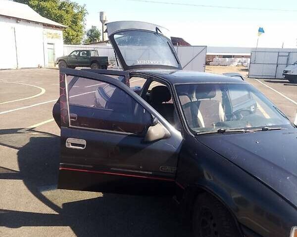 Серый Опель Вектра, объемом двигателя 2 л и пробегом 434 тыс. км за 1400 $, фото 3 на Automoto.ua