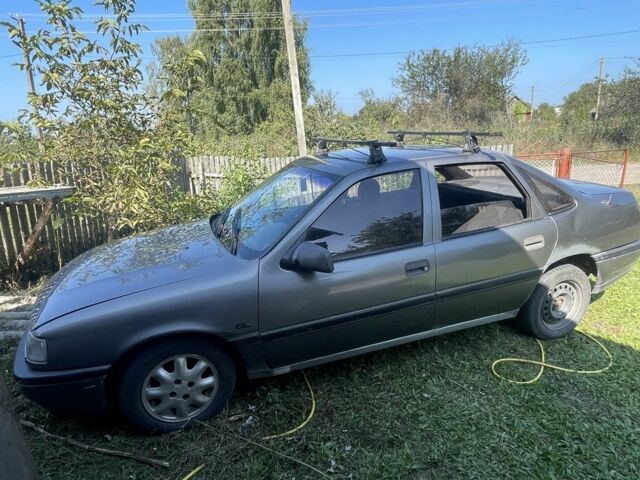 Серый Опель Вектра, объемом двигателя 1.6 л и пробегом 499 тыс. км за 899 $, фото 3 на Automoto.ua