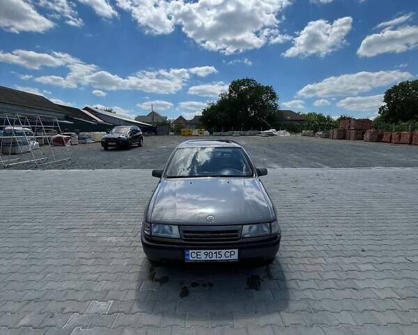 Серый Опель Вектра, объемом двигателя 1.6 л и пробегом 360 тыс. км за 999 $, фото 4 на Automoto.ua