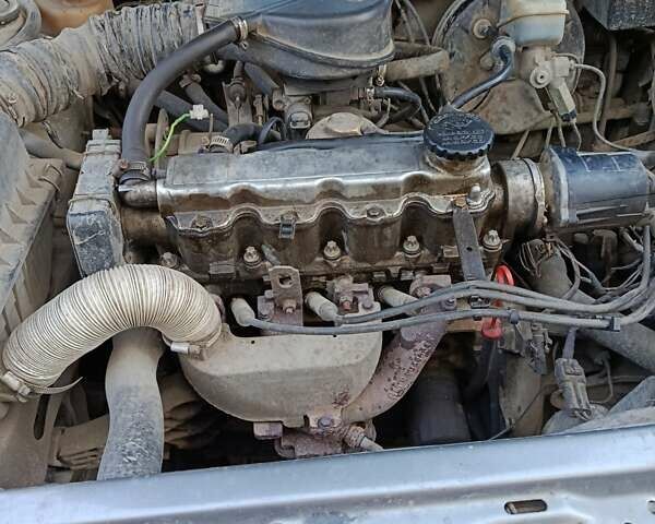 Опель Вектра 1991 у Чернівцях на Automoto.ua Сірий Опель Вектра, об'ємом двигуна 1.6 л та пробігом 330 тис. км за 775 $, фото 11 на Automoto.ua
