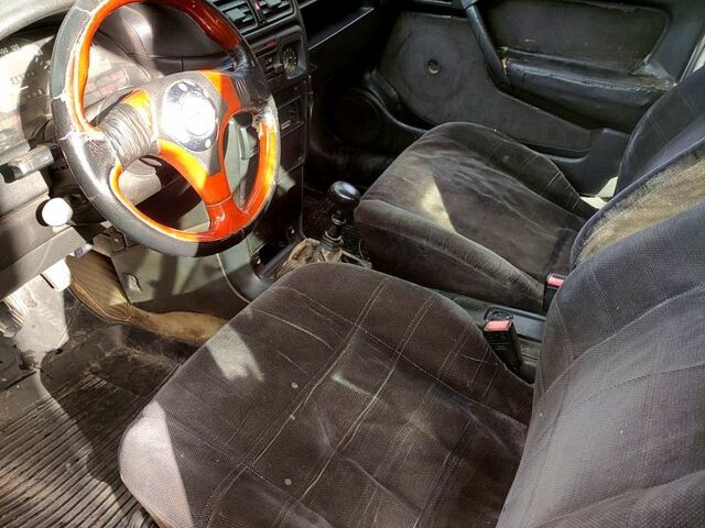 Опель Вектра 1991 у Дніпро (Дніпропетровську) на Automoto.ua Сірий Опель Вектра, об'ємом двигуна 2 л та пробігом 0 тис. км за 750 $, фото 3 на Automoto.ua
