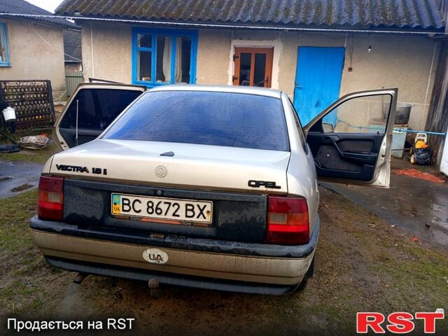 Серый Опель Вектра, объемом двигателя 18 л и пробегом 0 тыс. км за 1500 $, фото 4 на Automoto.ua