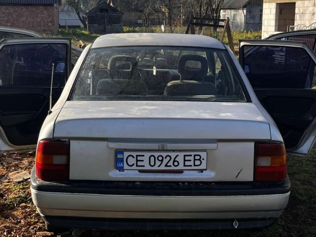 Серый Опель Вектра, объемом двигателя 1.8 л и пробегом 250 тыс. км за 1098 $, фото 1 на Automoto.ua