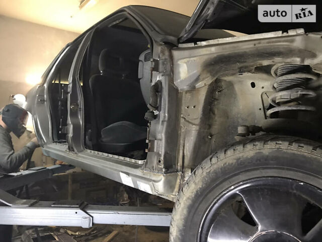 Серый Опель Вектра, объемом двигателя 1.7 л и пробегом 500 тыс. км за 1700 $, фото 15 на Automoto.ua