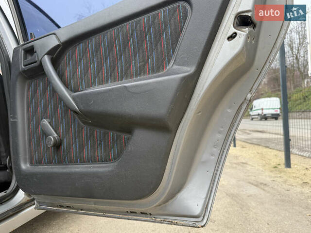 Серый Опель Вектра, объемом двигателя 1.8 л и пробегом 200 тыс. км за 1500 $, фото 34 на Automoto.ua