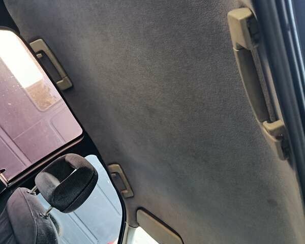 Опель Вектра 1991 у Чернівцях на Automoto.ua Сірий Опель Вектра, об'ємом двигуна 1.6 л та пробігом 330 тис. км за 775 $, фото 7 на Automoto.ua