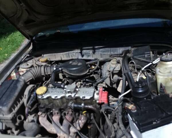 Серый Опель Вектра, объемом двигателя 1.8 л и пробегом 435 тыс. км за 650 $, фото 8 на Automoto.ua