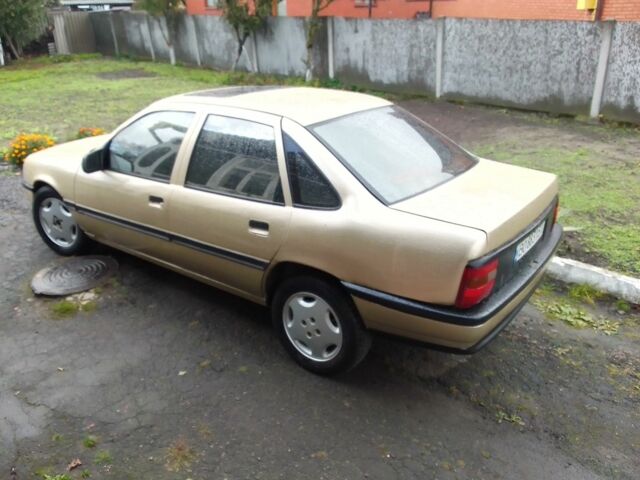 Серый Опель Вектра, объемом двигателя 2 л и пробегом 342 тыс. км за 1150 $, фото 3 на Automoto.ua