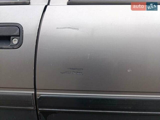 Сірий Опель Вектра, об'ємом двигуна 1.8 л та пробігом 380 тис. км за 1800 $, фото 10 на Automoto.ua