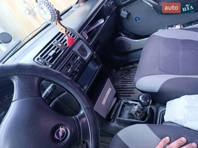Сірий Опель Вектра, об'ємом двигуна 1.8 л та пробігом 380 тис. км за 1800 $, фото 15 на Automoto.ua
