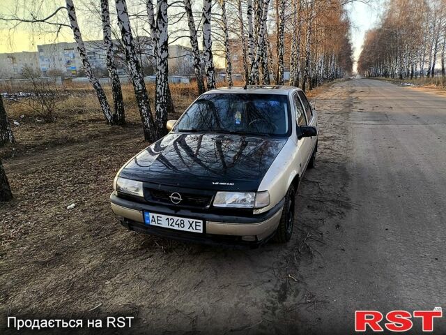 Сірий Опель Вектра, об'ємом двигуна 2 л та пробігом 123 тис. км за 1600 $, фото 3 на Automoto.ua