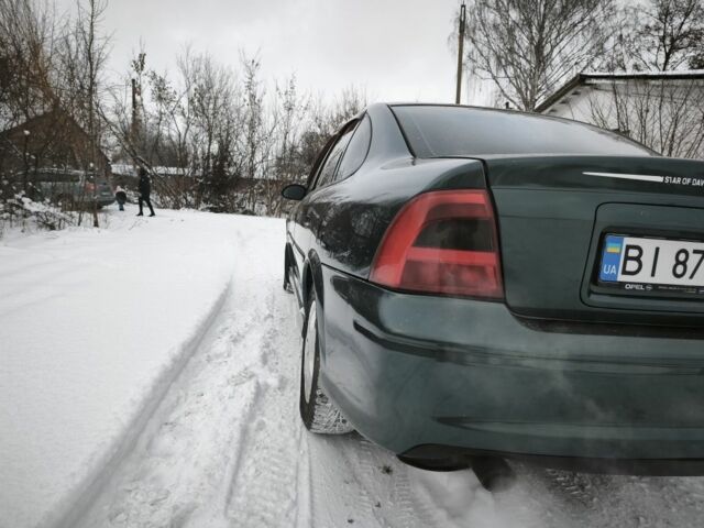 Сірий Опель Вектра, об'ємом двигуна 1.6 л та пробігом 384 тис. км за 3750 $, фото 3 на Automoto.ua