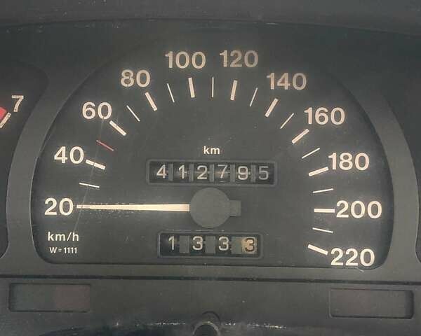 Серый Опель Вектра, объемом двигателя 1.6 л и пробегом 413 тыс. км за 1200 $, фото 5 на Automoto.ua