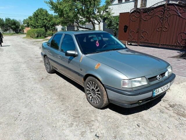 Сірий Опель Вектра, об'ємом двигуна 1.8 л та пробігом 320 тис. км за 2200 $, фото 5 на Automoto.ua