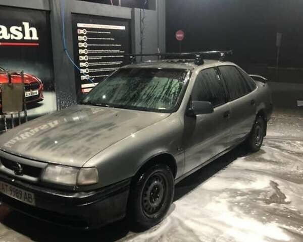 Серый Опель Вектра, объемом двигателя 1.6 л и пробегом 413 тыс. км за 1200 $, фото 6 на Automoto.ua