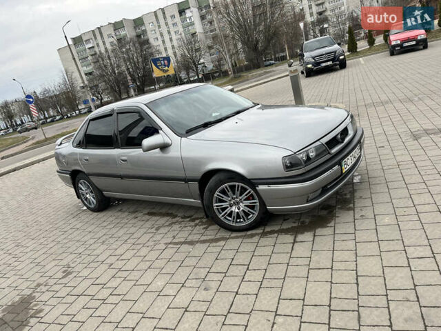 Сірий Опель Вектра, об'ємом двигуна 1.8 л та пробігом 500 тис. км за 3000 $, фото 2 на Automoto.ua