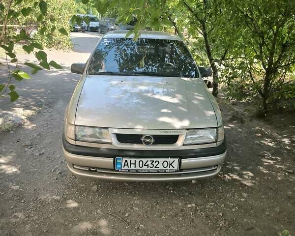 Серый Опель Вектра, объемом двигателя 0 л и пробегом 230 тыс. км за 2000 $, фото 2 на Automoto.ua