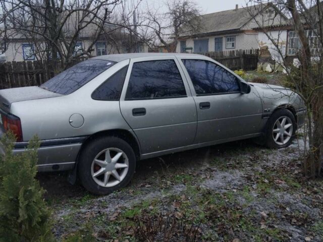 Сірий Опель Вектра, об'ємом двигуна 2 л та пробігом 3 тис. км за 2000 $, фото 2 на Automoto.ua