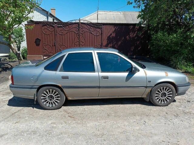 Сірий Опель Вектра, об'ємом двигуна 1.8 л та пробігом 320 тис. км за 2200 $, фото 4 на Automoto.ua