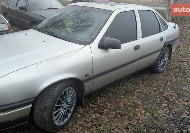Сірий Опель Вектра, об'ємом двигуна 1.6 л та пробігом 350 тис. км за 1450 $, фото 1 на Automoto.ua