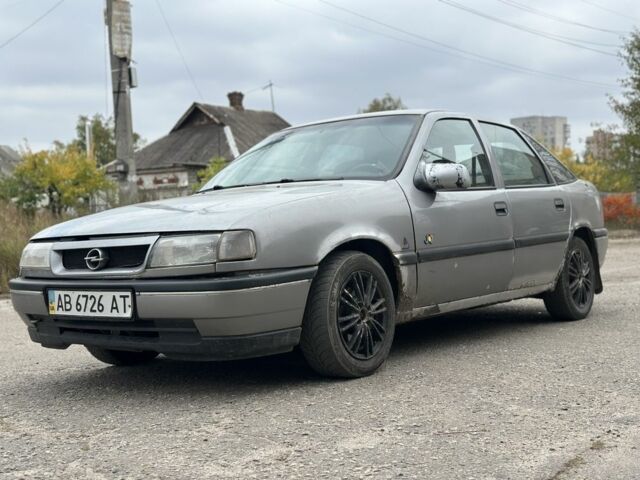 Серый Опель Вектра, объемом двигателя 1.8 л и пробегом 211 тыс. км за 650 $, фото 6 на Automoto.ua