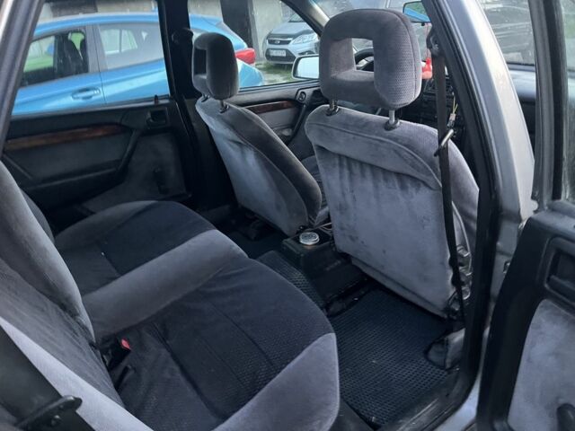 Сірий Опель Вектра, об'ємом двигуна 1.7 л та пробігом 260 тис. км за 1450 $, фото 3 на Automoto.ua