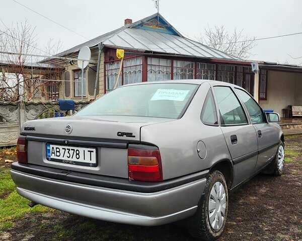 Серый Опель Вектра, объемом двигателя 1.6 л и пробегом 300 тыс. км за 1800 $, фото 10 на Automoto.ua