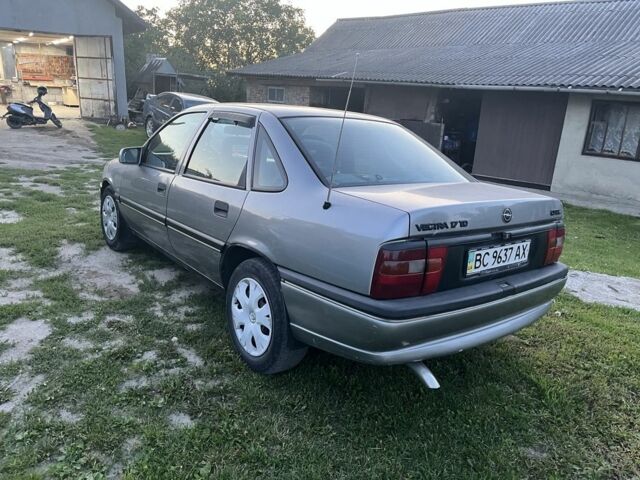 Сірий Опель Вектра, об'ємом двигуна 1.7 л та пробігом 260 тис. км за 1450 $, фото 6 на Automoto.ua