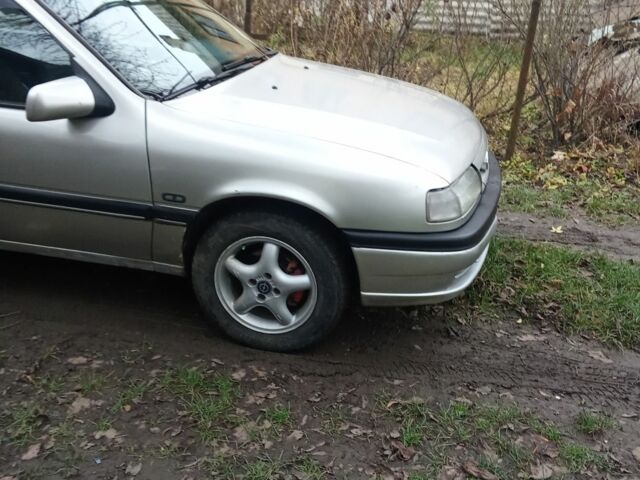 Серый Опель Вектра, объемом двигателя 2 л и пробегом 435 тыс. км за 1600 $, фото 7 на Automoto.ua