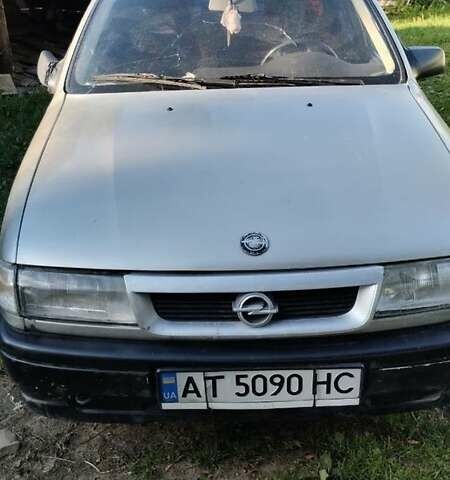 Сірий Опель Вектра, об'ємом двигуна 1.8 л та пробігом 270 тис. км за 1200 $, фото 1 на Automoto.ua