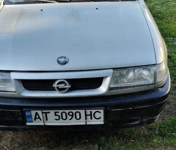 Серый Опель Вектра, объемом двигателя 1.8 л и пробегом 270 тыс. км за 1200 $, фото 6 на Automoto.ua