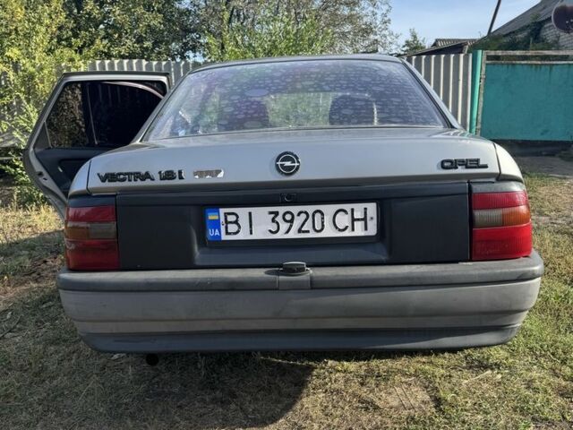 Сірий Опель Вектра, об'ємом двигуна 1.6 л та пробігом 183 тис. км за 1578 $, фото 1 на Automoto.ua