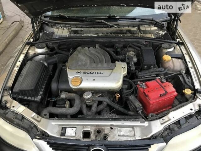 Сірий Опель Вектра, об'ємом двигуна 1.6 л та пробігом 280 тис. км за 1800 $, фото 5 на Automoto.ua