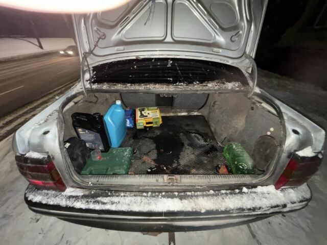 Серый Опель Вектра, объемом двигателя 1.8 л и пробегом 200 тыс. км за 550 $, фото 6 на Automoto.ua