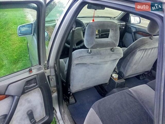 Серый Опель Вектра, объемом двигателя 1.7 л и пробегом 290 тыс. км за 1650 $, фото 8 на Automoto.ua