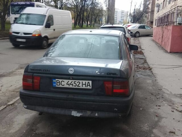 Сірий Опель Вектра, об'ємом двигуна 2 л та пробігом 1000 тис. км за 800 $, фото 4 на Automoto.ua