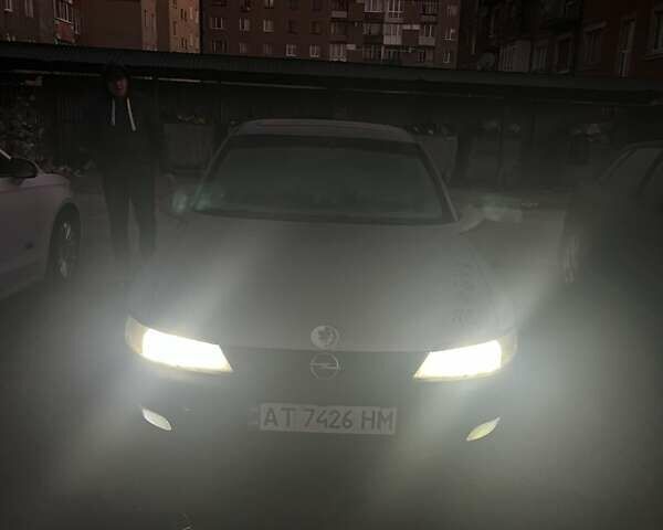 Серый Опель Вектра, объемом двигателя 1.6 л и пробегом 340 тыс. км за 1900 $, фото 4 на Automoto.ua