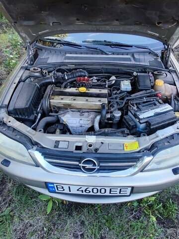 Серый Опель Вектра, объемом двигателя 2 л и пробегом 300 тыс. км за 2000 $, фото 13 на Automoto.ua