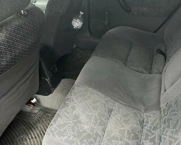 Серый Опель Вектра, объемом двигателя 1.6 л и пробегом 340 тыс. км за 1900 $, фото 10 на Automoto.ua